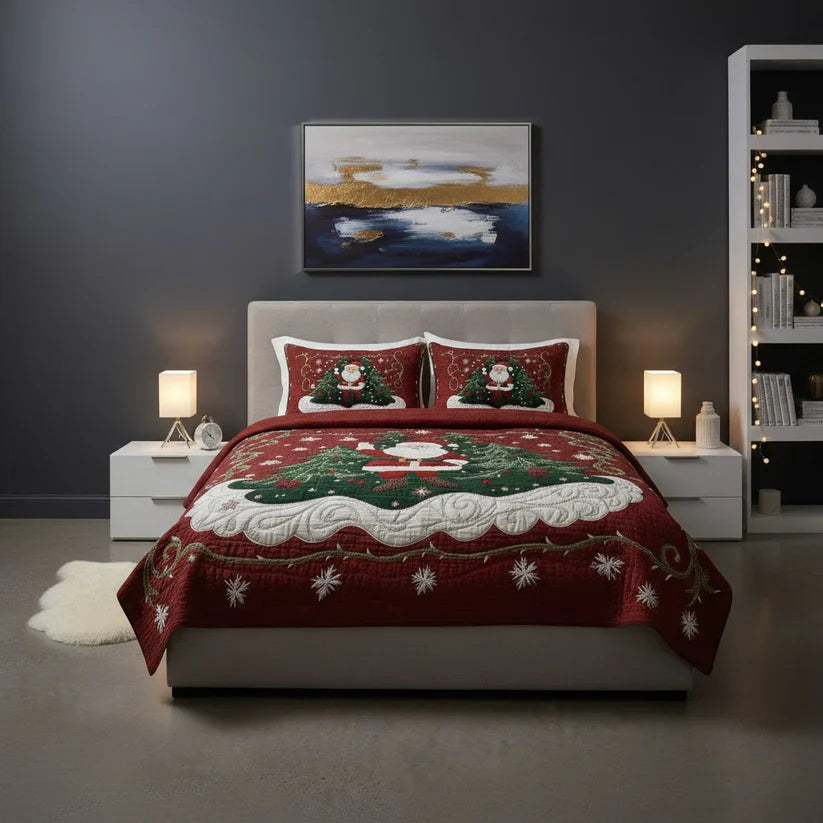 Santa's Workshop World 3-Piece Quilted Bedding Set