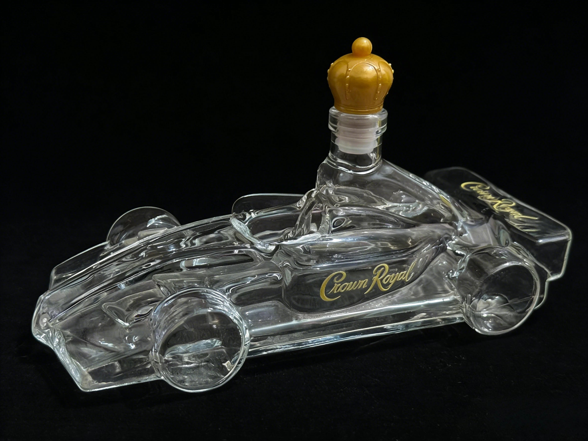 Yang-Interesting racing car shape high borosilicate glass bottle whiskey bottle decanter ornament decorative gift